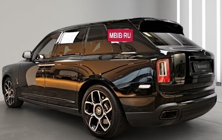 Rolls-Royce Cullinan, 2022 год, 20 000 000 рублей, 4 фотография
