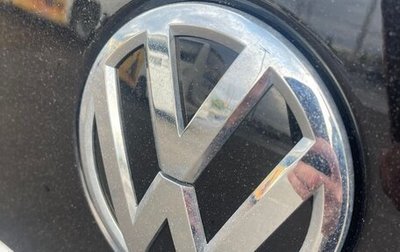 Volkswagen Multivan T6 рестайлинг, 2016 год, 3 950 000 рублей, 1 фотография