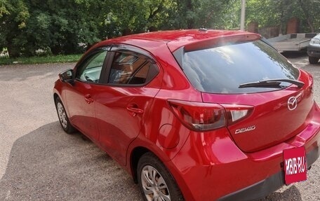 Mazda Demio IV, 2015 год, 1 180 000 рублей, 3 фотография