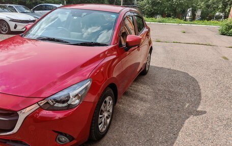 Mazda Demio IV, 2015 год, 1 180 000 рублей, 2 фотография
