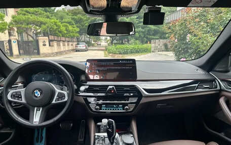 BMW 5 серия, 2022 год, 4 550 000 рублей, 11 фотография