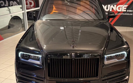 Rolls-Royce Cullinan, 2022 год, 27 000 000 рублей, 4 фотография