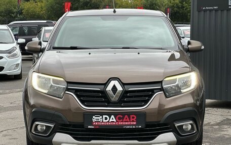 Renault Logan II, 2019 год, 1 270 000 рублей, 2 фотография
