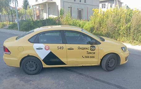 Volkswagen Polo VI (EU Market), 2016 год, 750 000 рублей, 5 фотография