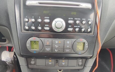 Ford Focus II рестайлинг, 2007 год, 370 000 рублей, 9 фотография
