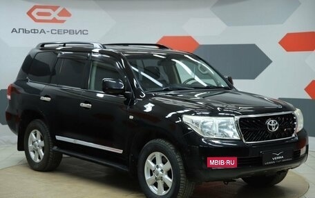 Toyota Land Cruiser 200, 2010 год, 2 690 000 рублей, 3 фотография