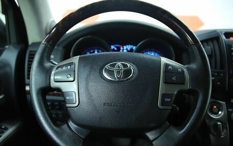 Toyota Land Cruiser 200, 2010 год, 2 690 000 рублей, 17 фотография