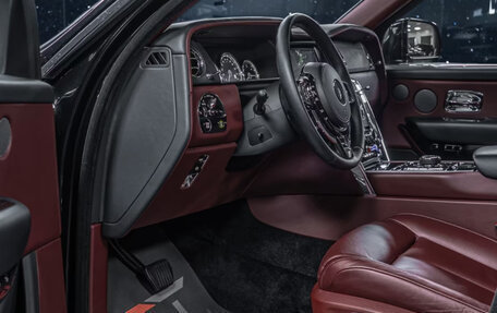 Rolls-Royce Cullinan, 2022 год, 22 000 000 рублей, 14 фотография