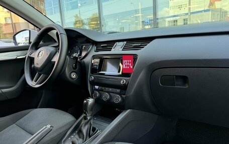 Skoda Octavia, 2017 год, 1 558 300 рублей, 6 фотография