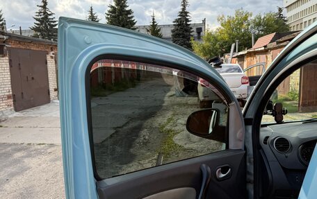 Renault Kangoo II рестайлинг, 2012 год, 800 000 рублей, 18 фотография