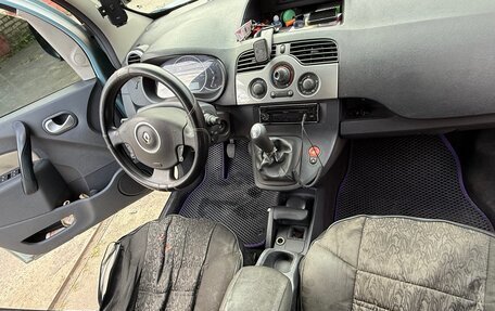 Renault Kangoo II рестайлинг, 2012 год, 800 000 рублей, 22 фотография