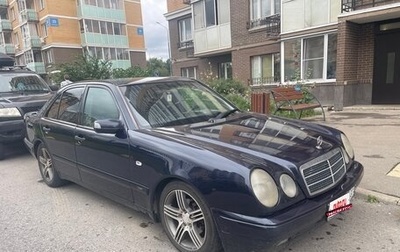 Mercedes-Benz E-Класс, 1998 год, 390 000 рублей, 1 фотография