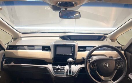 Honda Freed II, 2017 год, 1 625 000 рублей, 14 фотография
