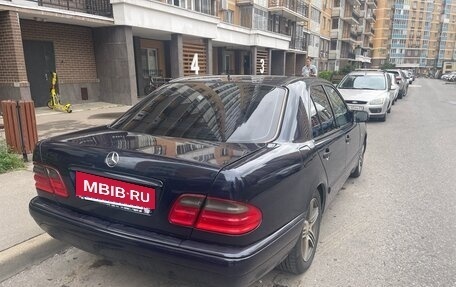 Mercedes-Benz E-Класс, 1998 год, 390 000 рублей, 7 фотография