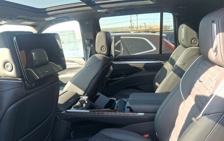 Cadillac Escalade V, 2025 год, 22 140 000 рублей, 18 фотография