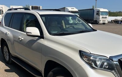 Toyota Land Cruiser Prado 150 рестайлинг 2, 2017 год, 6 000 000 рублей, 1 фотография