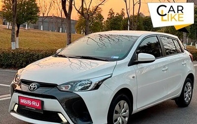 Toyota Yaris XP150 рестайлинг, 2022 год, 1 250 000 рублей, 1 фотография