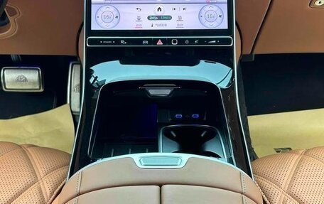 Mercedes-Benz Maybach S-Класс, 2024 год, 16 000 000 рублей, 11 фотография