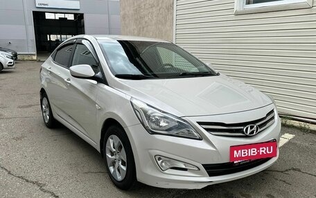 Hyundai Solaris II рестайлинг, 2016 год, 880 000 рублей, 3 фотография