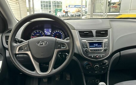 Hyundai Solaris II рестайлинг, 2016 год, 880 000 рублей, 8 фотография