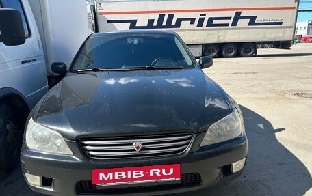 Lexus IS II рестайлинг 2, 1999 год, 790 000 рублей, 2 фотография