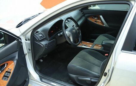 Toyota Camry, 2007 год, 1 050 000 рублей, 10 фотография