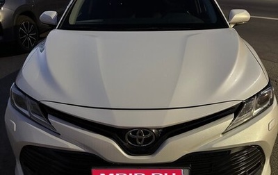Toyota Camry, 2021 год, 3 000 000 рублей, 1 фотография