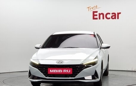 Hyundai Avante, 2022 год, 1 450 000 рублей, 1 фотография