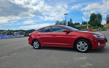 Hyundai Elantra VI рестайлинг, 2019 год, 1 800 000 рублей, 3 фотография
