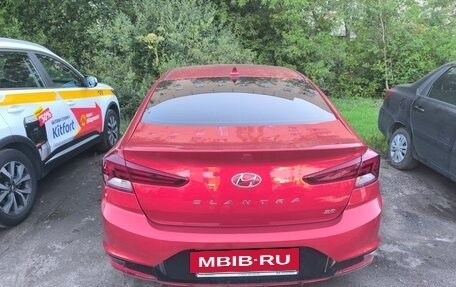 Hyundai Elantra VI рестайлинг, 2019 год, 1 800 000 рублей, 12 фотография