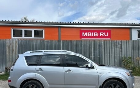 Mitsubishi Outlander III рестайлинг 3, 2008 год, 1 200 000 рублей, 5 фотография