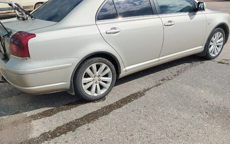 Toyota Avensis III рестайлинг, 2006 год, 670 000 рублей, 10 фотография