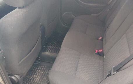 Toyota Avensis III рестайлинг, 2006 год, 670 000 рублей, 12 фотография