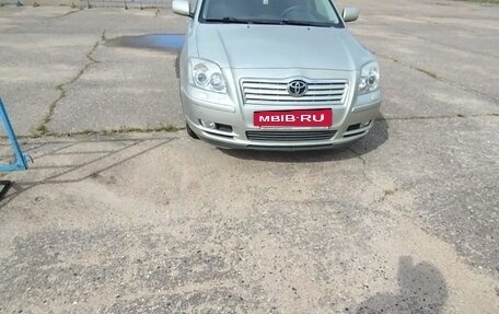 Toyota Avensis III рестайлинг, 2006 год, 670 000 рублей, 8 фотография