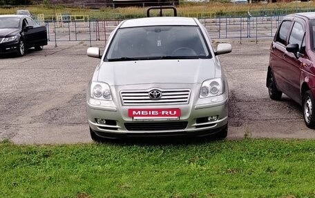 Toyota Avensis III рестайлинг, 2006 год, 670 000 рублей, 24 фотография