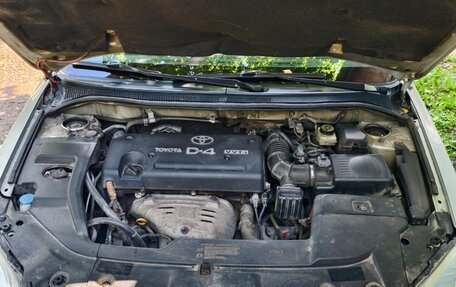 Toyota Avensis III рестайлинг, 2006 год, 670 000 рублей, 26 фотография