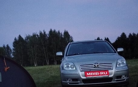 Toyota Avensis III рестайлинг, 2006 год, 670 000 рублей, 27 фотография