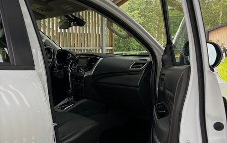 Mitsubishi L200 IV рестайлинг, 2023 год, 3 800 000 рублей, 13 фотография