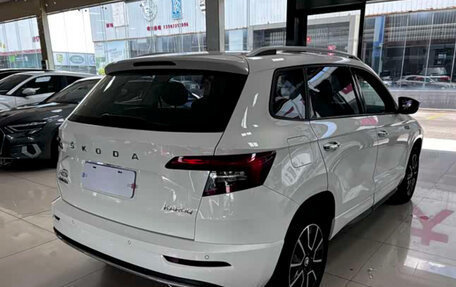 Skoda Karoq I, 2022 год, 2 000 000 рублей, 3 фотография