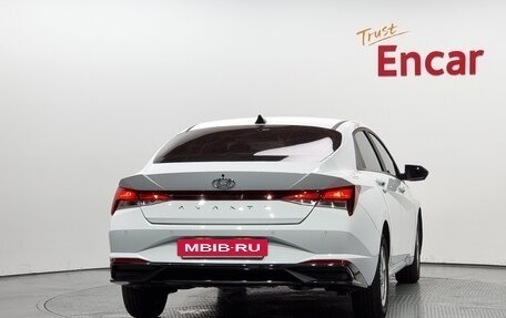 Hyundai Avante, 2022 год, 1 450 000 рублей, 2 фотография