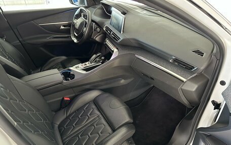 Peugeot 3008 II, 2017 год, 1 900 000 рублей, 8 фотография