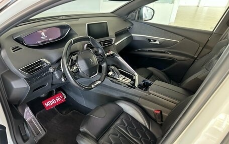 Peugeot 3008 II, 2017 год, 1 900 000 рублей, 9 фотография