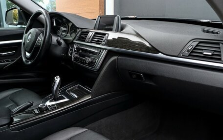 BMW 3 серия, 2015 год, 1 995 000 рублей, 10 фотография