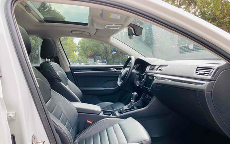 Skoda Superb III рестайлинг, 2022 год, 2 990 000 рублей, 8 фотография