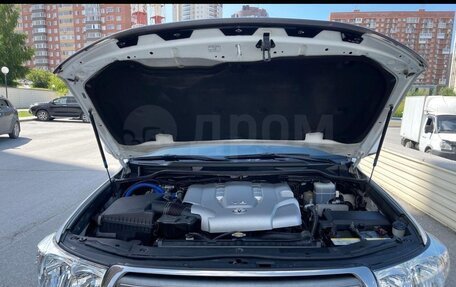 Toyota Land Cruiser 200, 2010 год, 3 600 000 рублей, 1 фотография