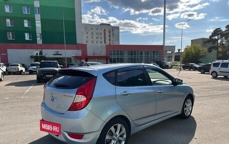 Hyundai Solaris II рестайлинг, 2012 год, 930 000 рублей, 6 фотография