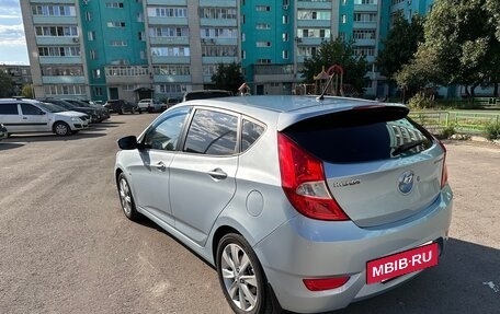 Hyundai Solaris II рестайлинг, 2012 год, 930 000 рублей, 8 фотография