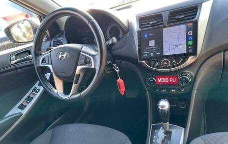Hyundai Solaris II рестайлинг, 2012 год, 930 000 рублей, 9 фотография