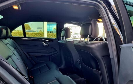 Mercedes-Benz E-Класс, 2015 год, 2 380 000 рублей, 29 фотография