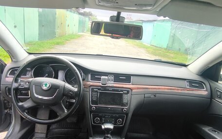 Skoda Superb III рестайлинг, 2011 год, 1 100 000 рублей, 9 фотография